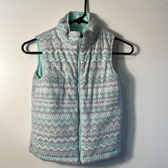COLUMBIA GIRLS OUTDOOR REVERSIBLE PUFFER VEST IN SIZE XS 6/7 - Picture 4 of 6